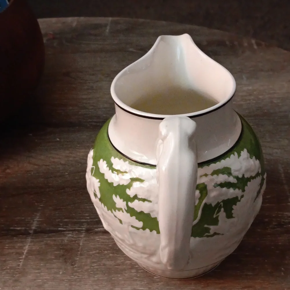 Vintage Wedgewood Hunting Scene Pitcher - Picture 2 of 9